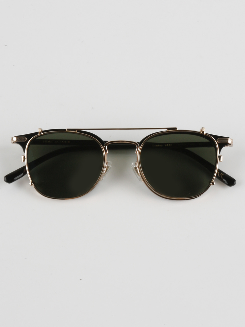 나인어코드, 안경브랜드